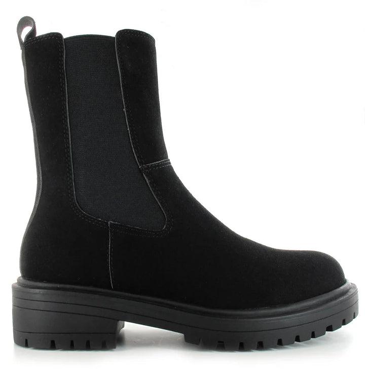 Lucy Black Chelsea Boots - Victoria cheong